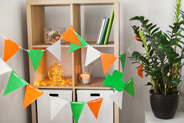 Image showing home interior decorated for st patricks day party