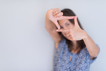 Image showing woman showing framing hand gesture