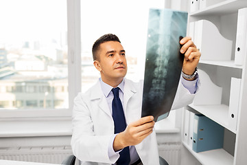 Image showing doctor with x-ray scan at hospital