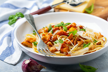 Image showing Linguine with fried wild chanterelles.