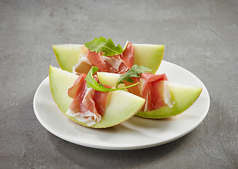 Image showing melon and ham