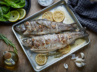 Image showing pan of baked fishes