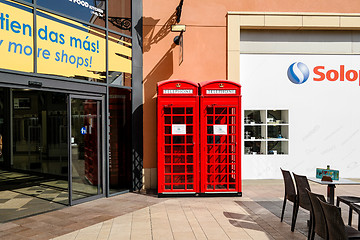 Image showing Red phone box