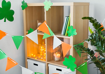 Image showing home interior decorated for st patricks day party