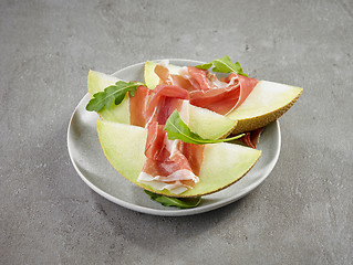 Image showing melon and ham