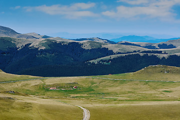 Image showing Farm in the Mountains