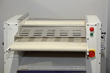 Image showing Dough Moulding Machine