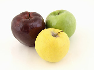 Image showing Three Colored Apples