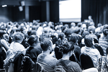 Image showing Speaker giving presentation on scientific business conference.