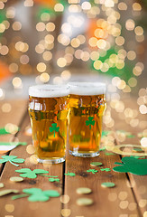 Image showing glasses of beer and st patricks day party props