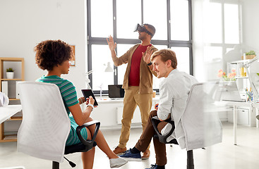 Image showing developers with virtual reality headset at office