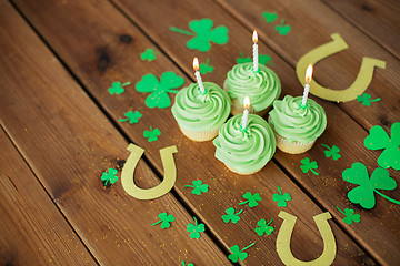 Image showing green cupcakes, horseshoes and shamrock