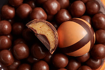 Image showing broken chocolate candies