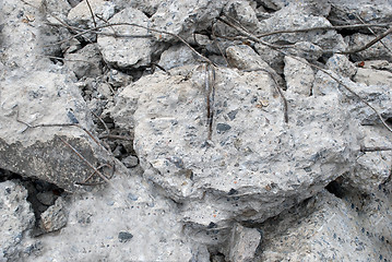 Image showing splinters of concrete