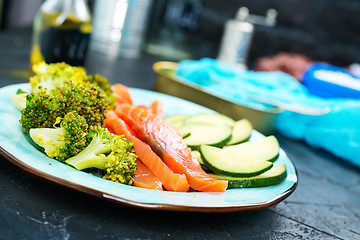 Image showing salmon with vegetables