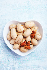 Image showing pecan nuts