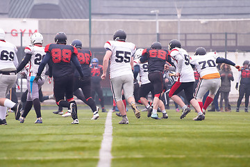 Image showing training match of professional american football players