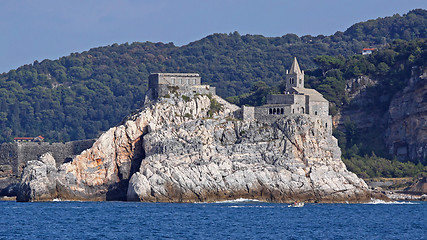 Image showing St Peter Church