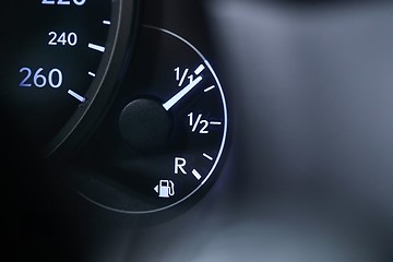 Image showing Fuel Gauge Going Down