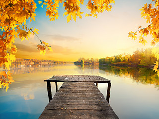 Image showing Autumn and calm pond