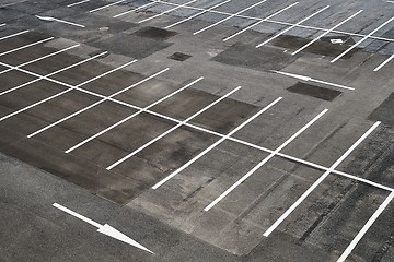 Image showing Empty parking places