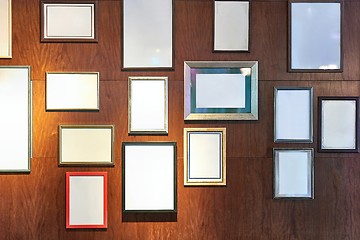 Image showing Blank picture frames on a wall gallery