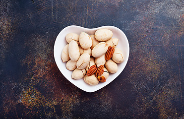 Image showing pecan nuts