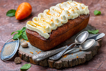 Image showing Homemade carrot cake with cottage cheese cream.