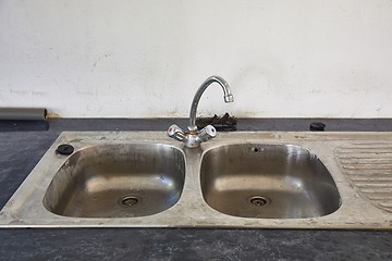 Image showing Dishwaser basin of a simple kitchen