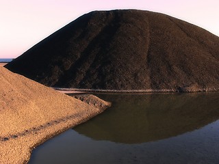 Image showing Coal, gravel and water