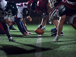 Image showing american football players are ready to start