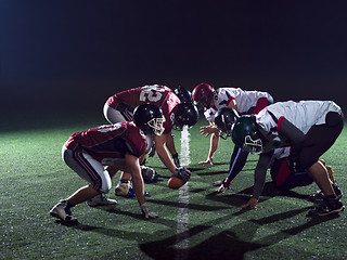 Image showing american football players are ready to start