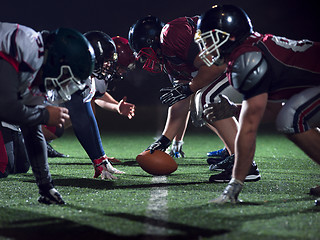 Image showing american football players are ready to start