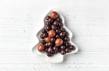 Image showing berries covered with chocolate