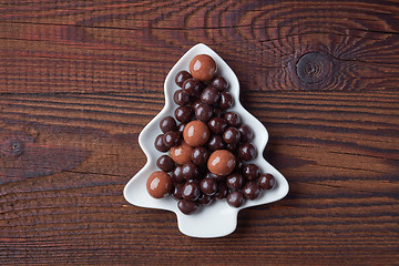 Image showing berries covered with chocolate