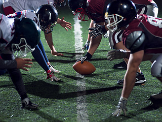 Image showing american football players are ready to start