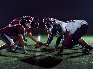 Image showing american football players are ready to start