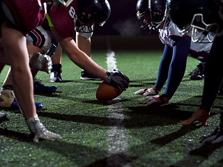 Image showing american football players are ready to start