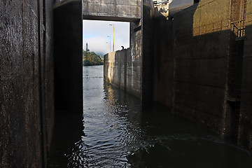 Image showing One of the locks on the navigable river Duoro 