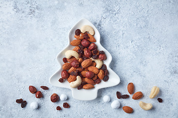 Image showing dried fruit and nuts