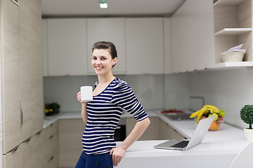 Image showing woman drinking coffee enjoying relaxing lifestyle