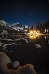 Image showing Emerald Lake Lodge at night