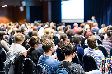 Image showing Speaker giving presentation on scientific business conference.