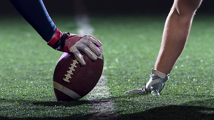 Image showing american football players are ready to start