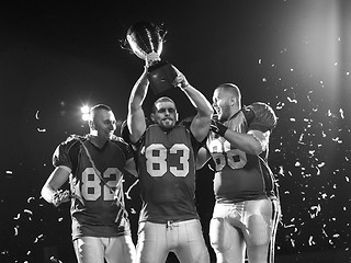 Image showing american football team celebrating victory