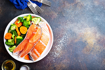 Image showing salmon with salad