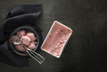 Image showing Ice cream strawberry