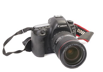 Image showing Canon EOS 5D mark IV