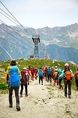 Image showing Tourists are heading to see the mountain range