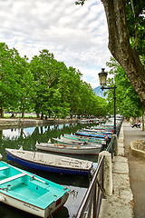 Image showing Canal du Vasse and the Love Bridge of Annecy, France